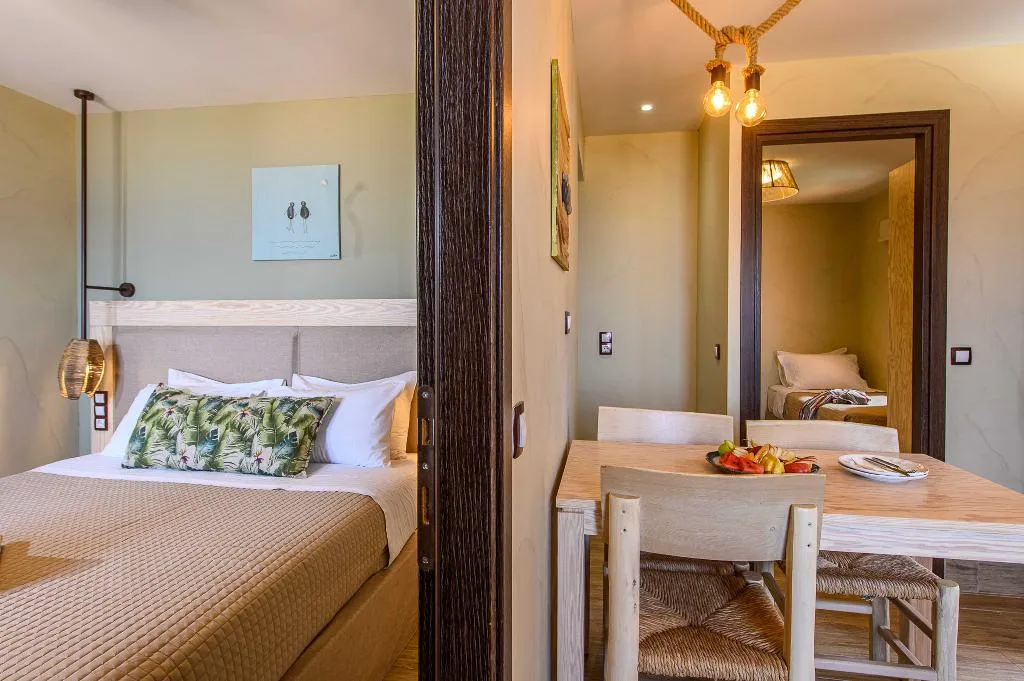 SUITE WITH JACUZZI Room, Esperides Resort Crete, Crete