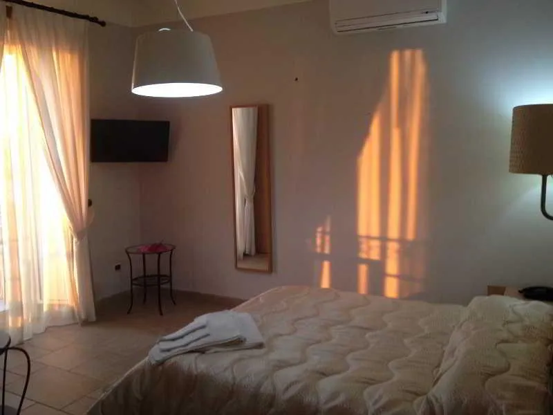 DOUBLE STANDARD Room, La Dimora dei Borboni, Naples