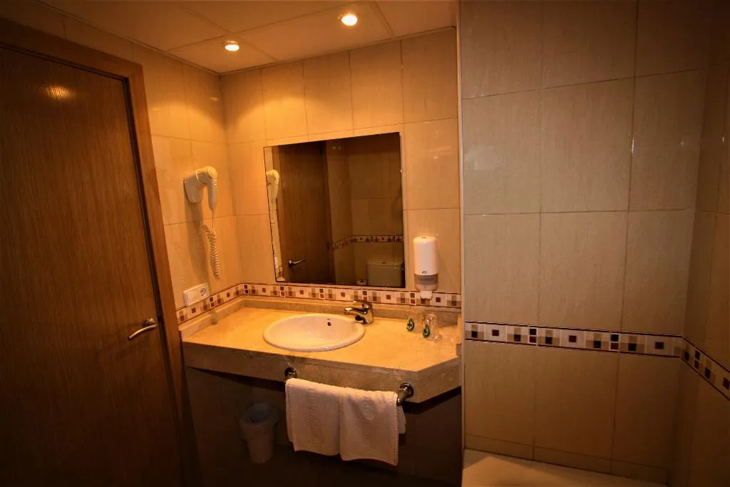 TRIPLE STANDARD Room, Moremar by Alegria, Costa Brava