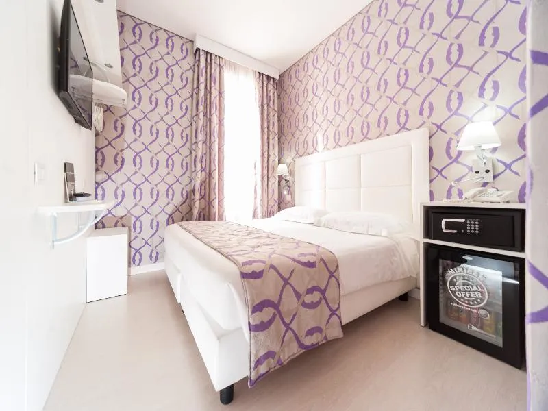 DOUBLE SUPERIOR Room, Relais Trevi 95 Boutique Hotel, Rome