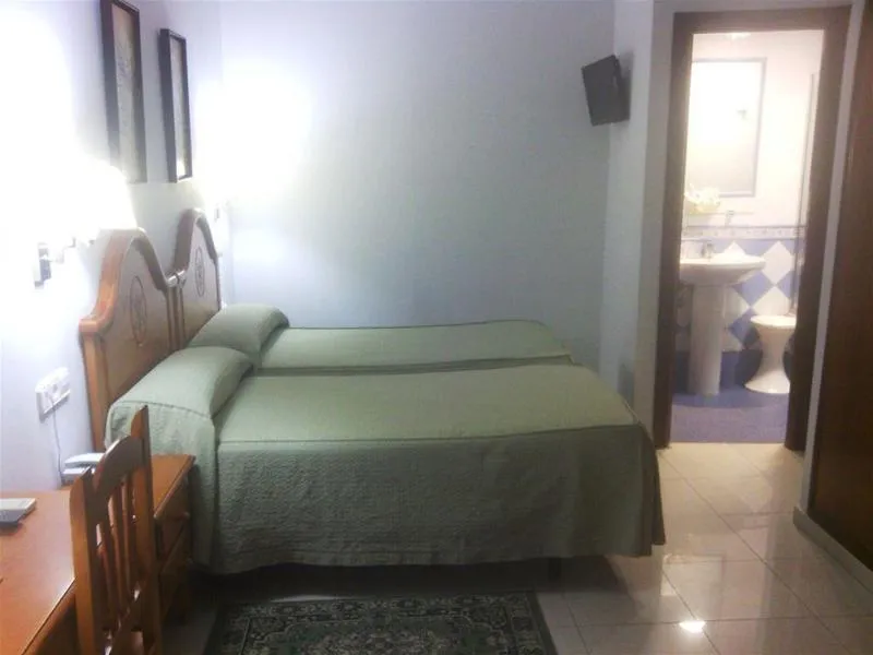 TWIN STANDARD Room, Goya, Seville