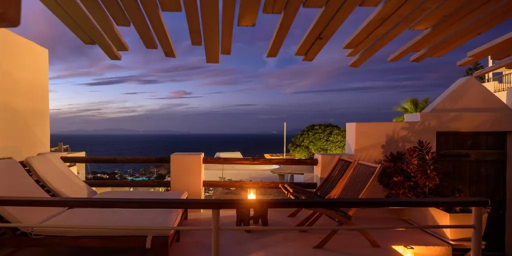 VILLA WITH JACUZZI Room, Fanari Villas, Santorini