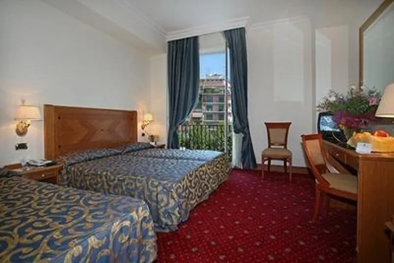 TRIPLE STANDARD Room, Quality Hotel Nova Domus, Rome