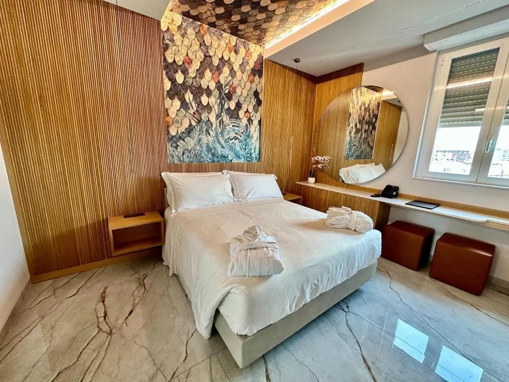 JUNIOR SUITE STANDARD Room, Ariston Hotel, Milan