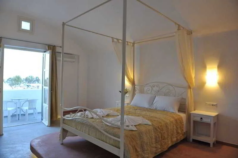 Room, Sea View Beach Hotel, Santorini