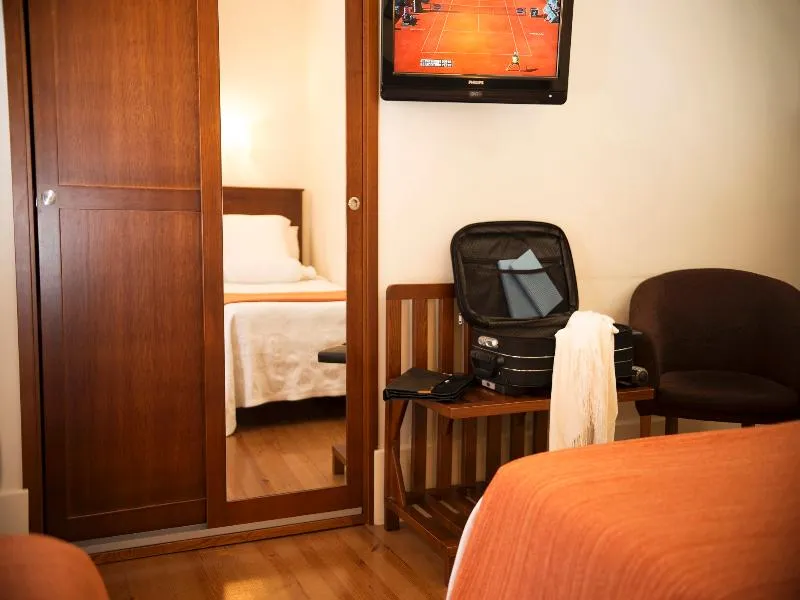 TWIN STANDARD Room, Aliados, Porto