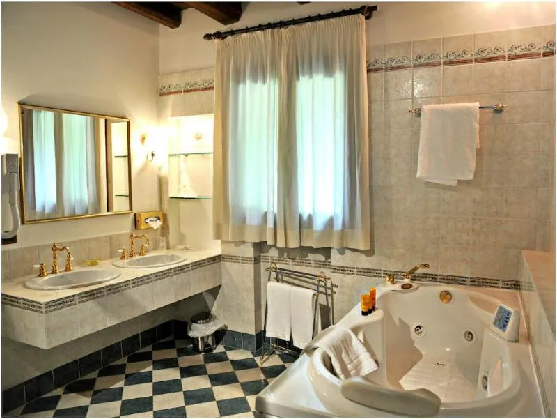 SUITE GARDEN VIEW Room, Villa Condulmer, Venice