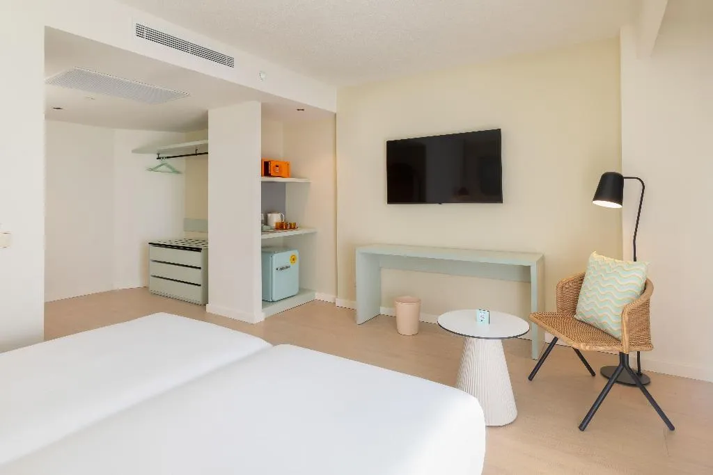 Double or Twin STANDARD Room, Sol Arona Tenerife, Tenerife