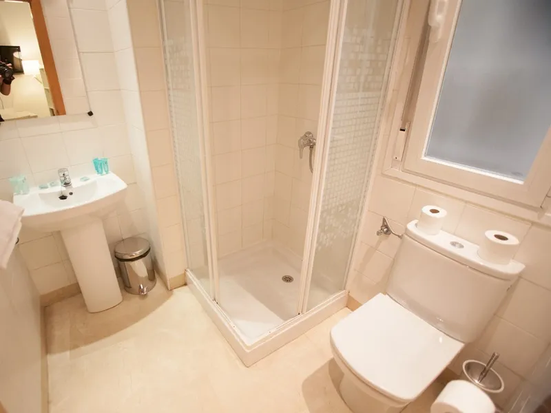 APARTMENT CAPACITY 3 Room, Suites You Mercury, Madrid