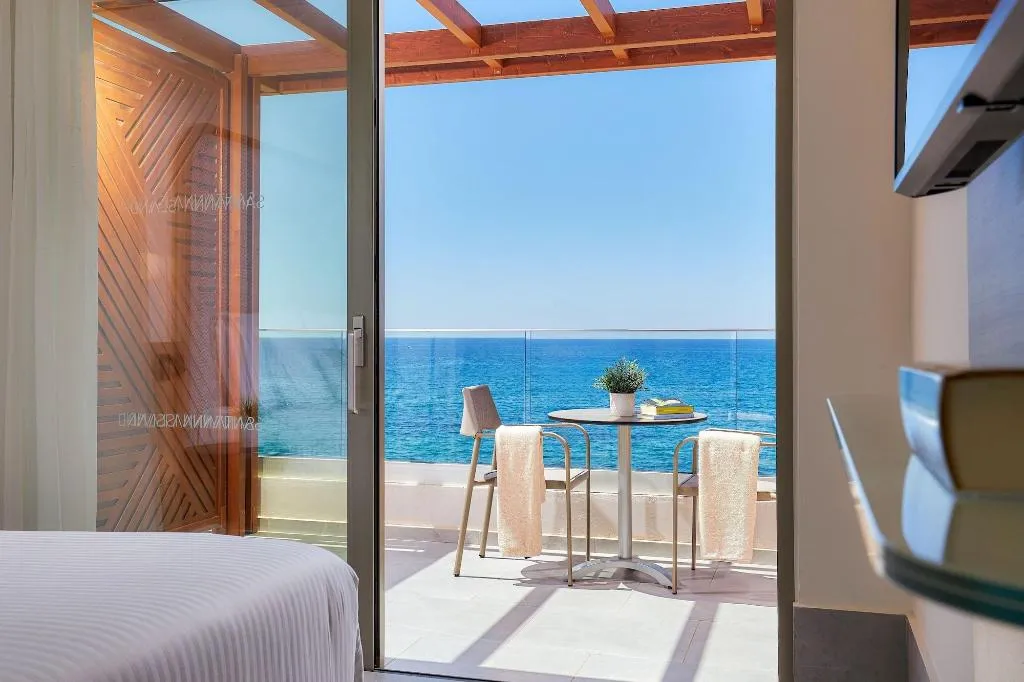 Room, Enorme Santanna Island, Crete