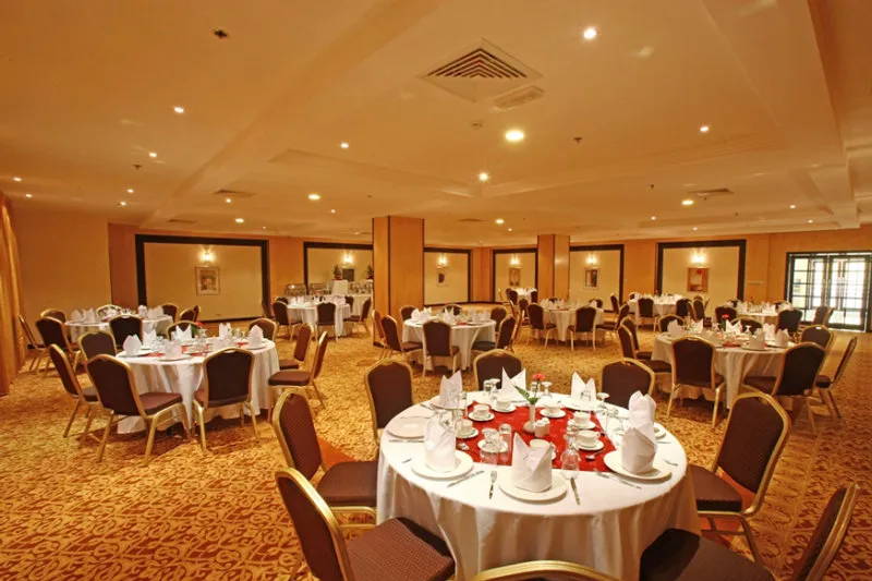 Restaurant, London Suites Hotel, Dubai