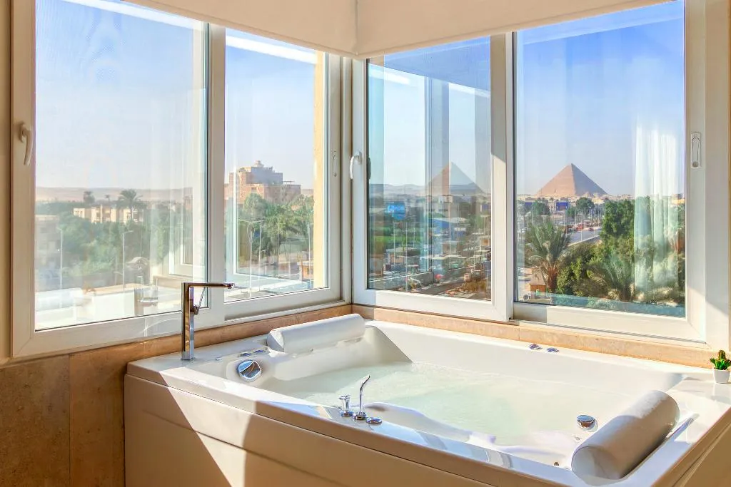 SUITE LUXURY Room, Mazar Pyramids Hotel, Cairo