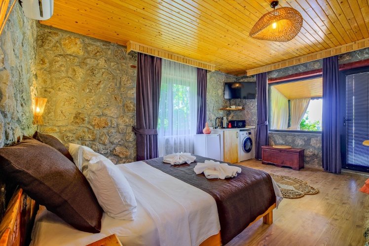 Faralya Yörük Evi, Dalaman