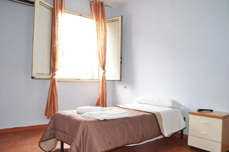 SINGLE STANDARD Room, Best Western Hotel dei Mille, Naples