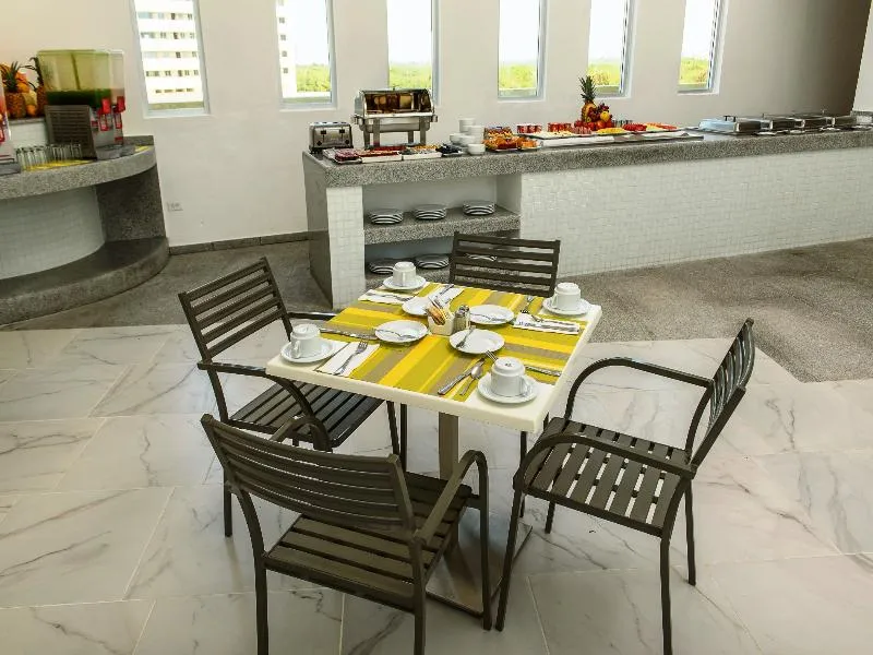 Restaurant, Krystal Urban Cancún & Beach Club, Cancun Area
