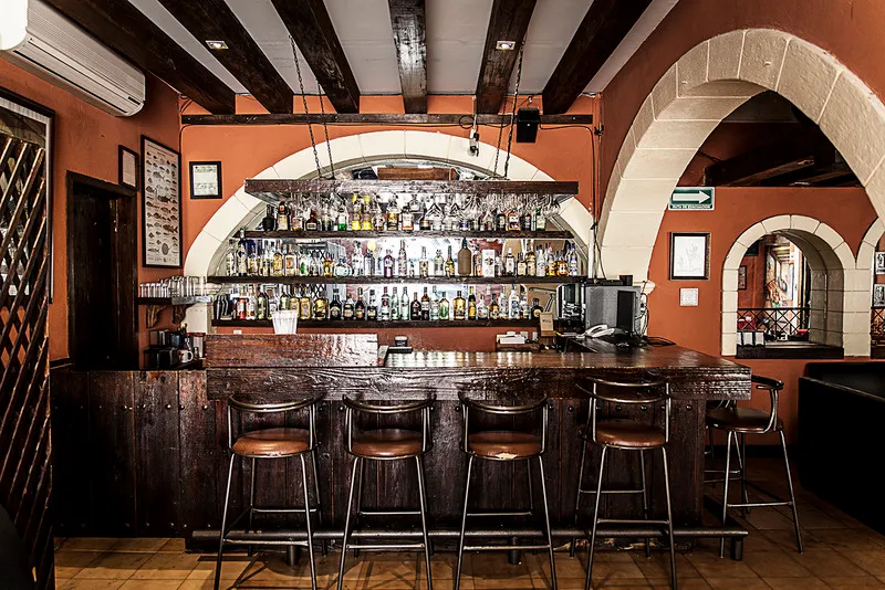 Bar, Del Paseo, Cancun Area