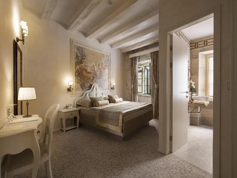 DOUBLE SUPERIOR Room, Heritage Hotel Life Palace, Split
