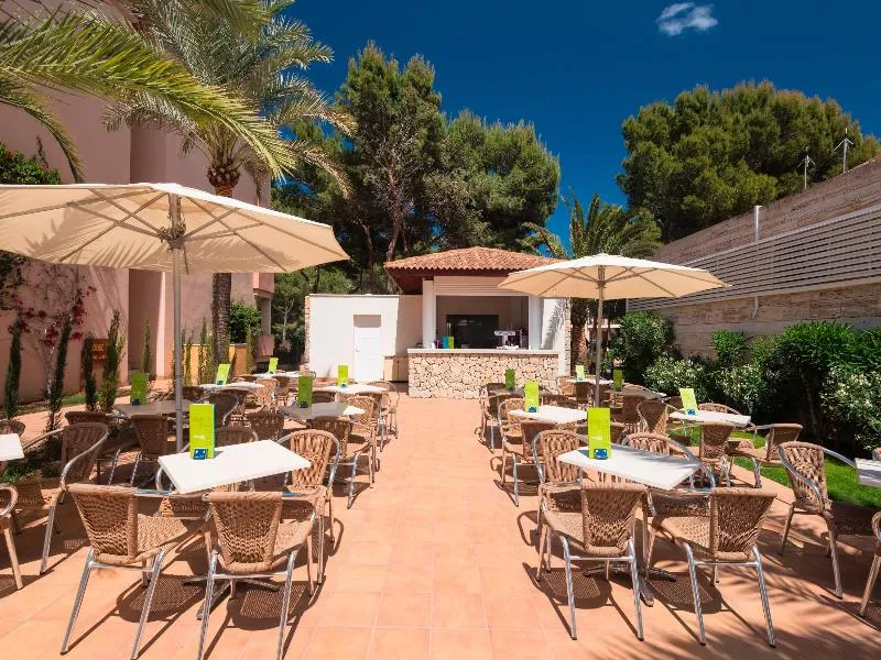 Terrace, Green Garden, Majorca