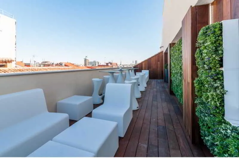 Terrace, B&B Hotel Madrid Centro Fuencarral 52, Madrid