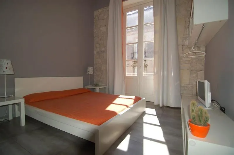 General view, LoL Hostel Siracusa, Catania