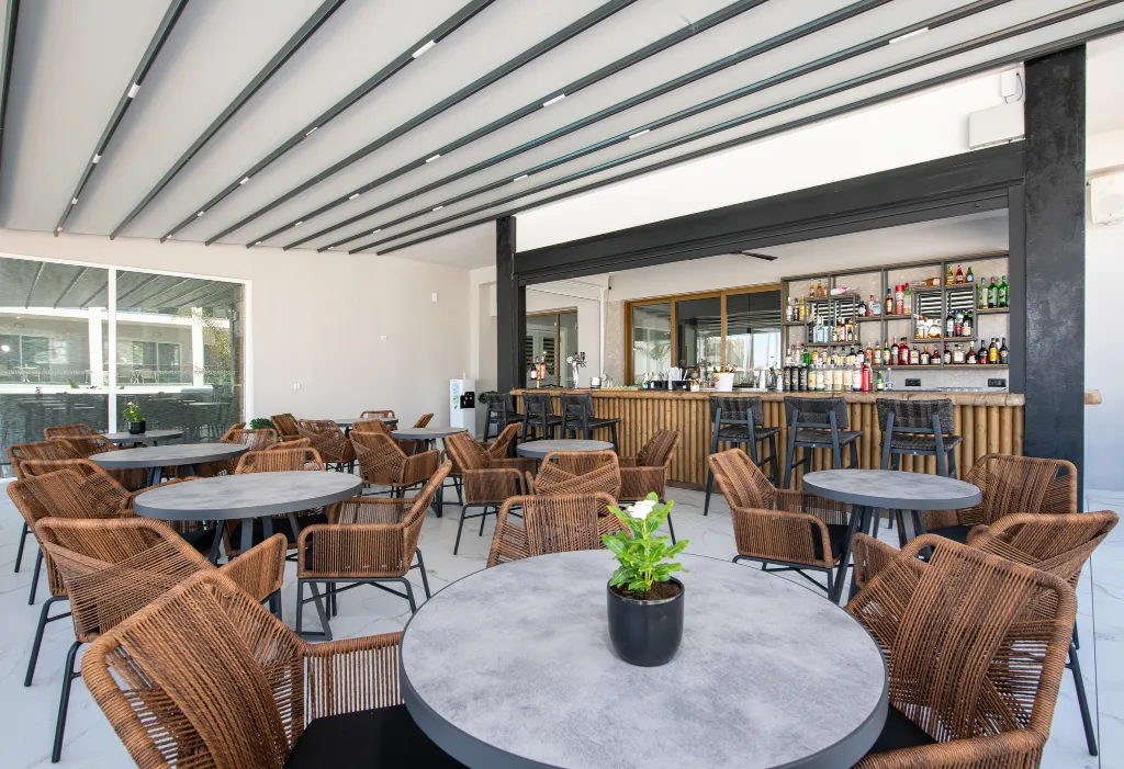 Bar, Delfina Tropic Beach, Crete
