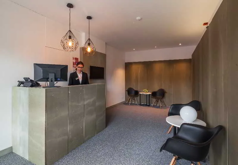 Lobby, Davilina, Porto