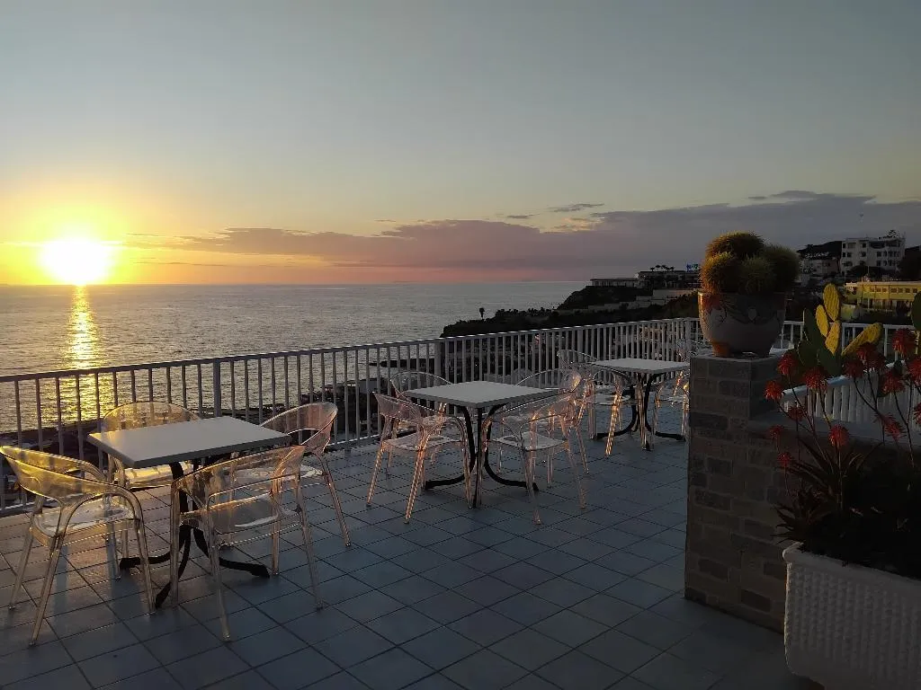 DOUBLE SUPERIOR SEA VIEW Room, Hotel Imperamare, Naples