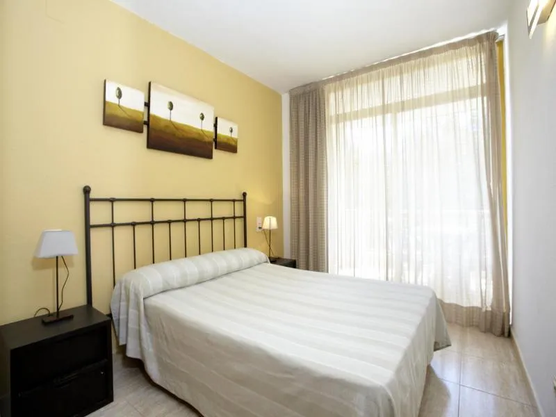 APARTMENT CAPACITY 5 ONE BEDROOM Room, Catalonia Gardens, Costa Dorada