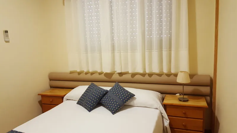 DOUBLE SINGLE USE STANDARD Room, Cuatro Caños, Madrid