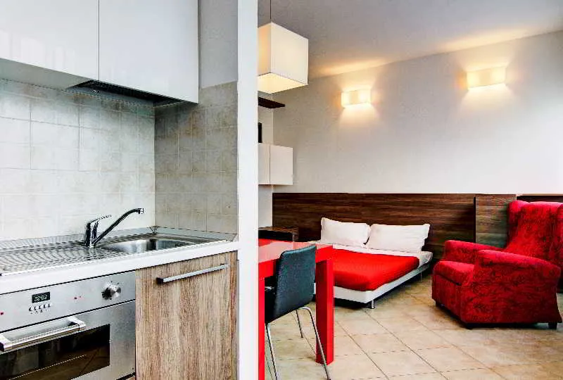 Room, Residence Cenisio, Milan