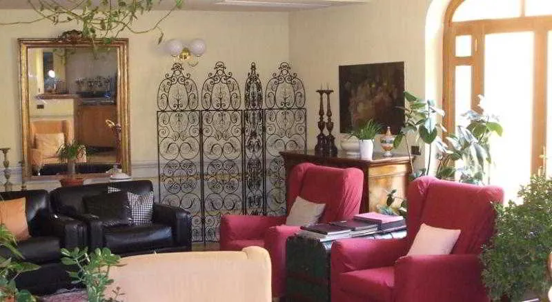 Lobby, San Luca, Perugia