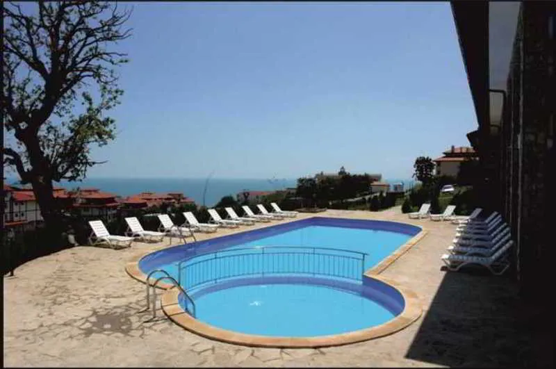 Pool, Etara III, Bourgas