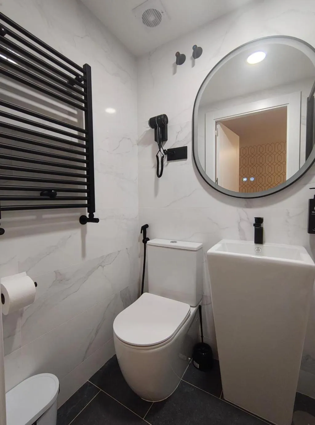 TWIN STANDARD Room, Hostal Jq Madrid 1, Madrid