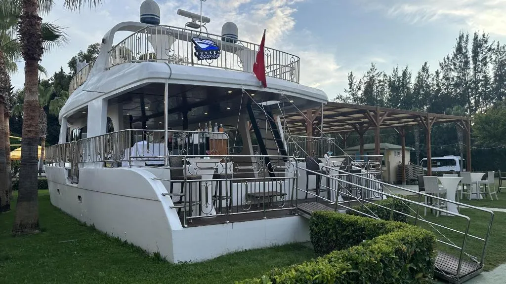 Bar, Crystal Sunset Pearl Collection, Antalya