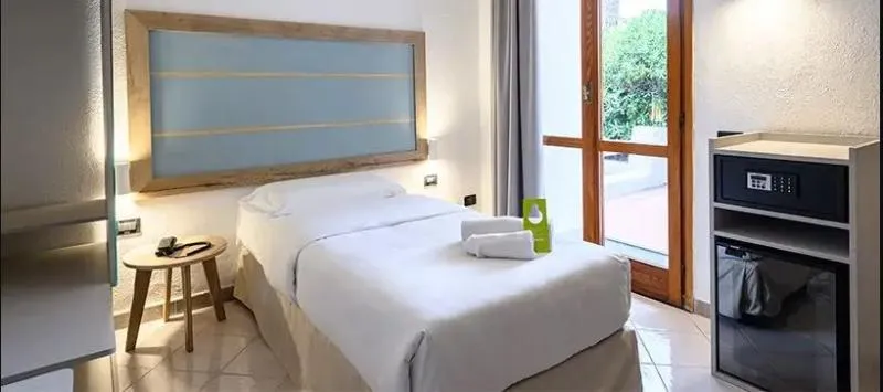 SINGLE STANDARD Room, B&B HOTEL - ISCHIA San Nicola, Naples
