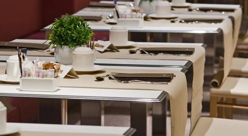 Restaurant, Catalonia Plaza Mayor, Madrid