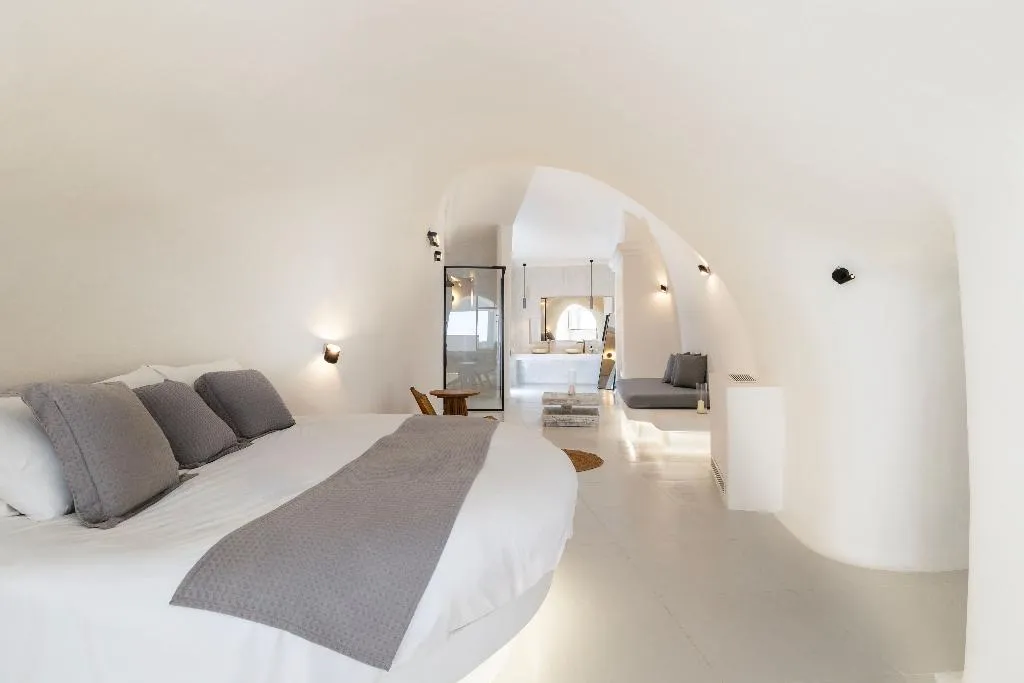 SUITE SUPERIOR Room, Zannos Melathron Hotel By Omilos Hotels, Santorini