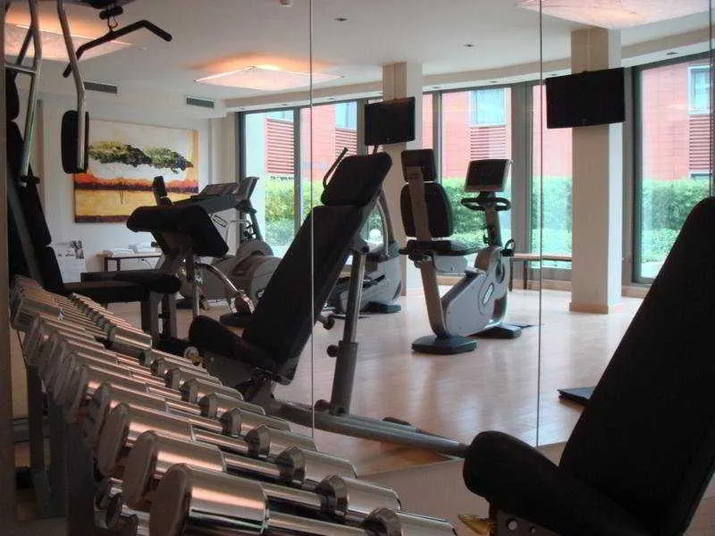 Sports and Entertainment, Cruise, Milan