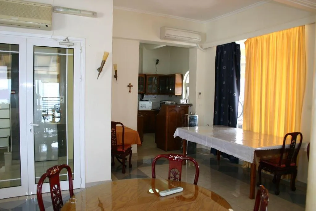 Restaurant, Petit Palais, Kalamata
