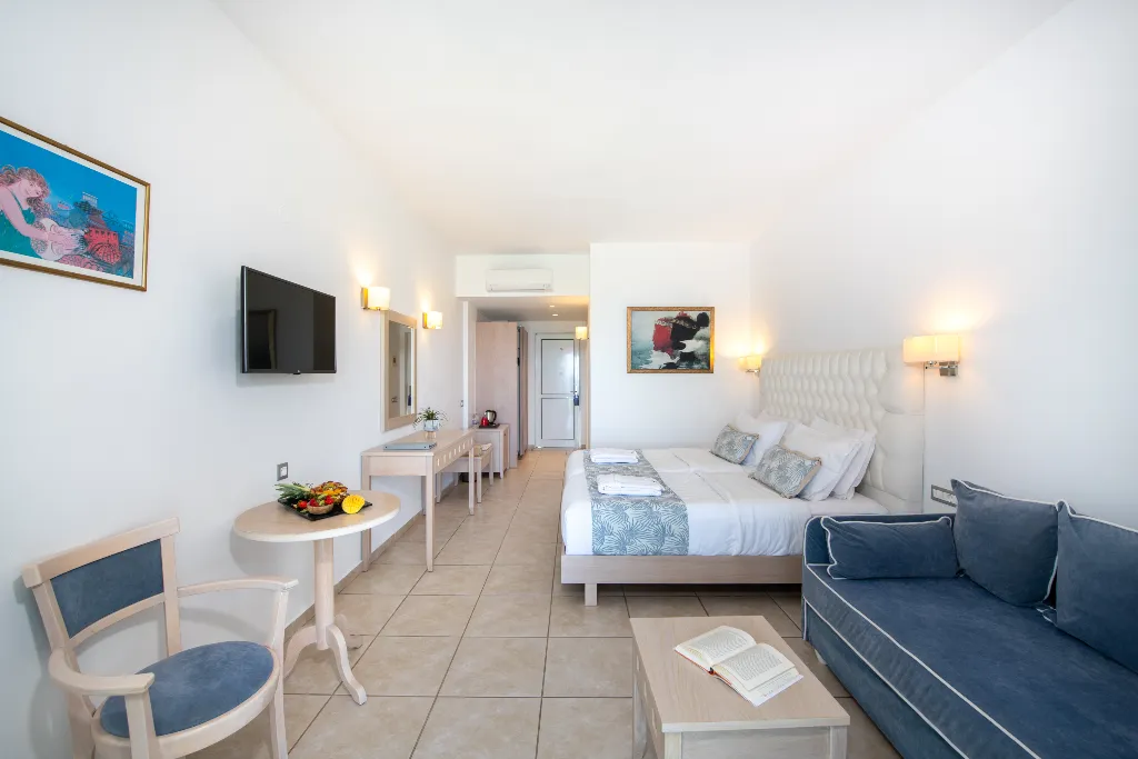 DOUBLE SEA FRONT Room, Delfina Tropic Beach, Crete