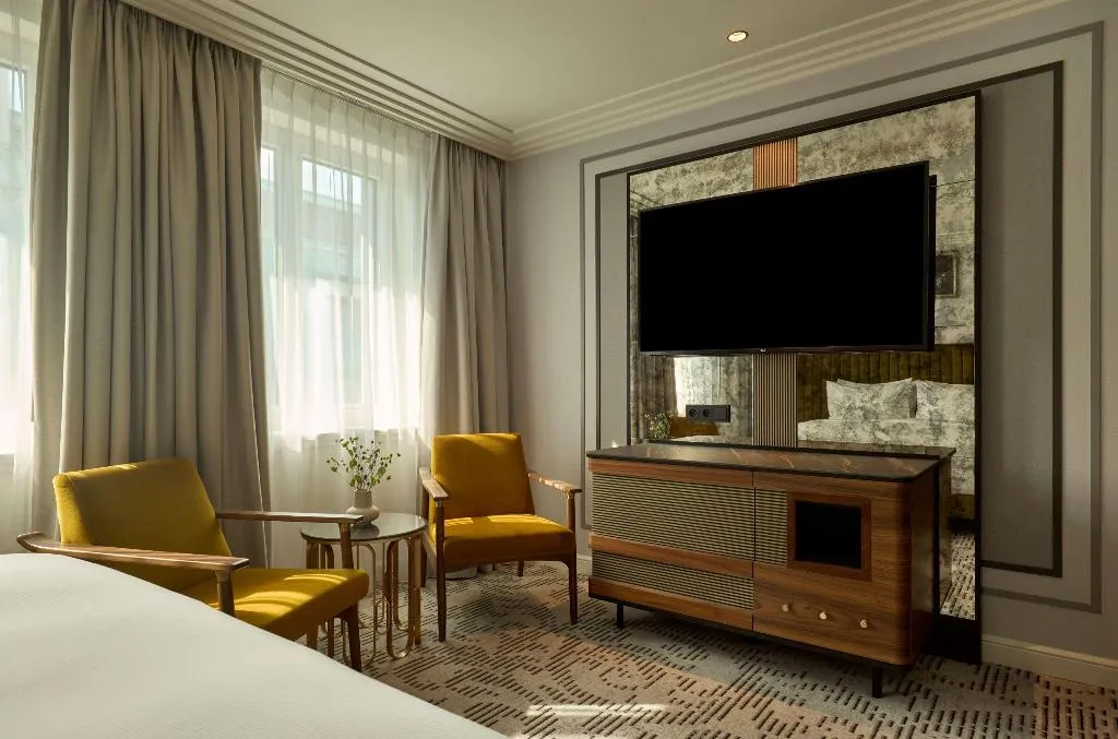 DOUBLE KING SIZE BED Room, Hotel Saski Krakow, Curio collection by Hilton, Krakow