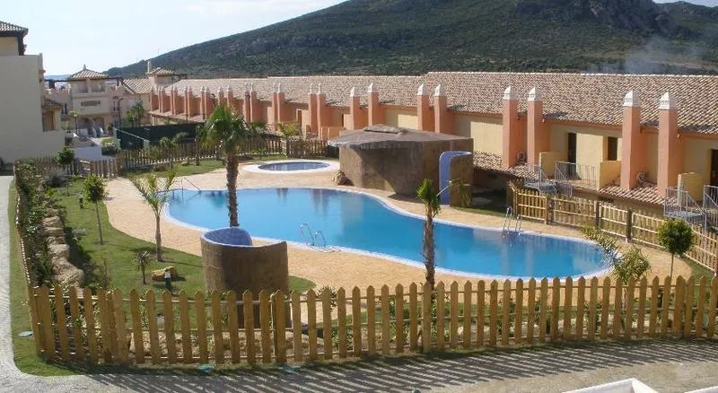 Sports and Entertainment, Zahara Sol, Costa De La Luz
