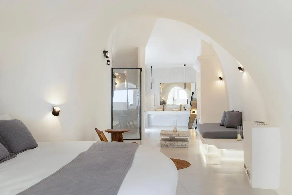 SUITE SUPERIOR Room, Zannos Melathron Hotel By Omilos Hotels, Santorini