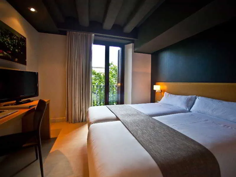 Room, Arc La Rambla, Barcelona