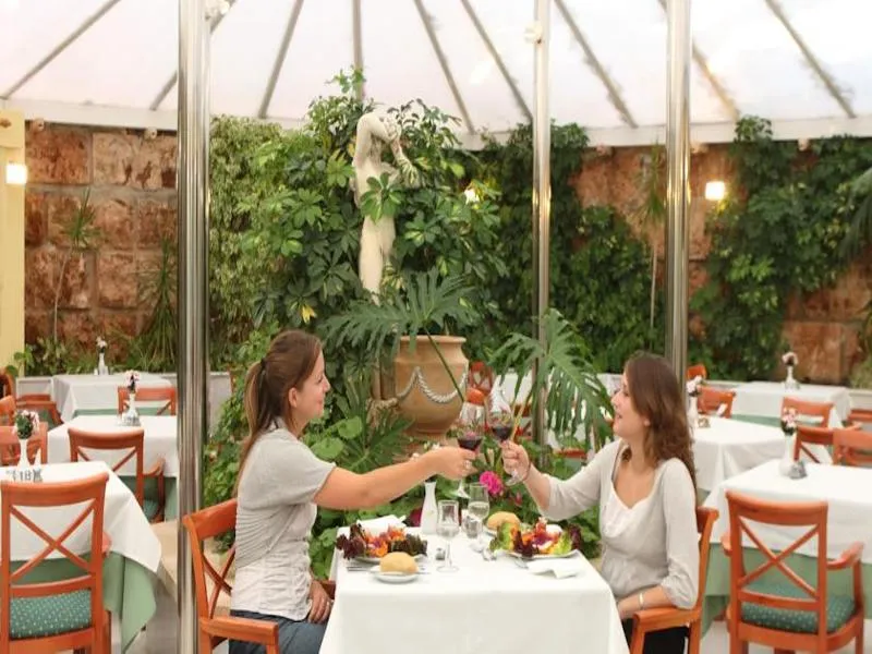 Restaurant, Ona Palmira Paguera, Majorca