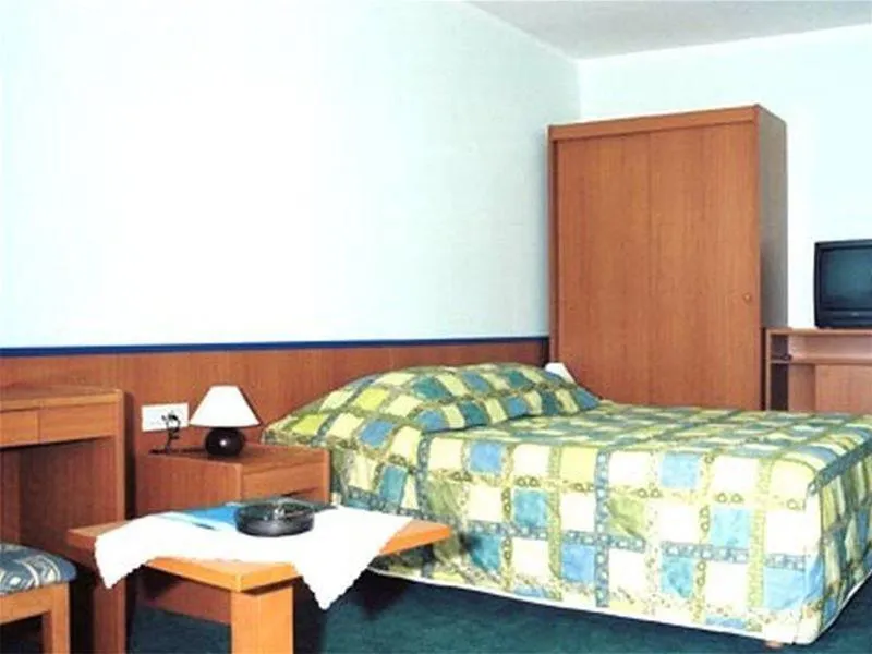 Room, Amfora, Istria