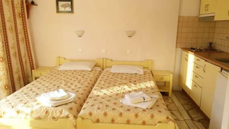 STUDIO GARDEN VIEW Room, Green Hill Studios & Apartments, Samos