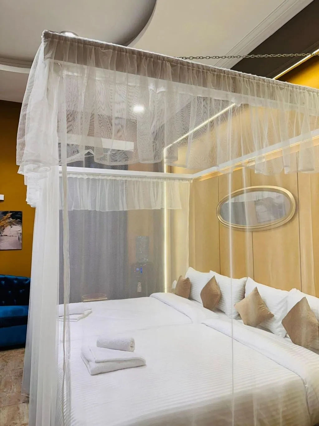 Room, Ga Plus, Cairo