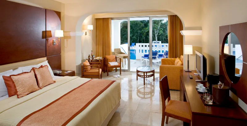 JUNIOR SUITE DELUXE Room, Grand Riviera Princess, Playa Del Carmen