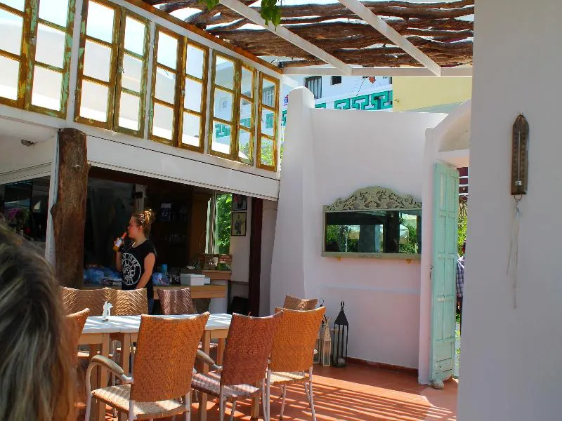 Bar, Melody Studios, Rhodes